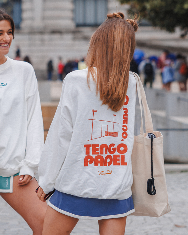 "No puedo, tengo padel" White Crewneck